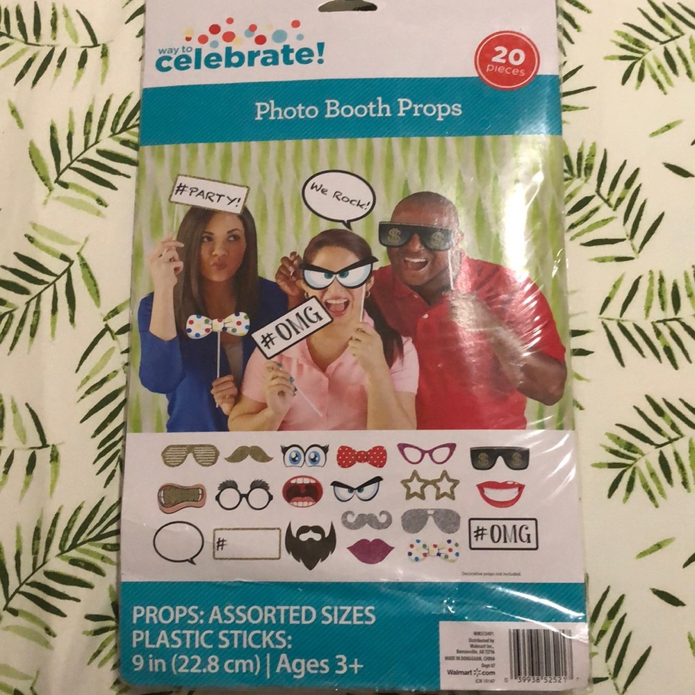 Photo Booth Props 20 pieces. New